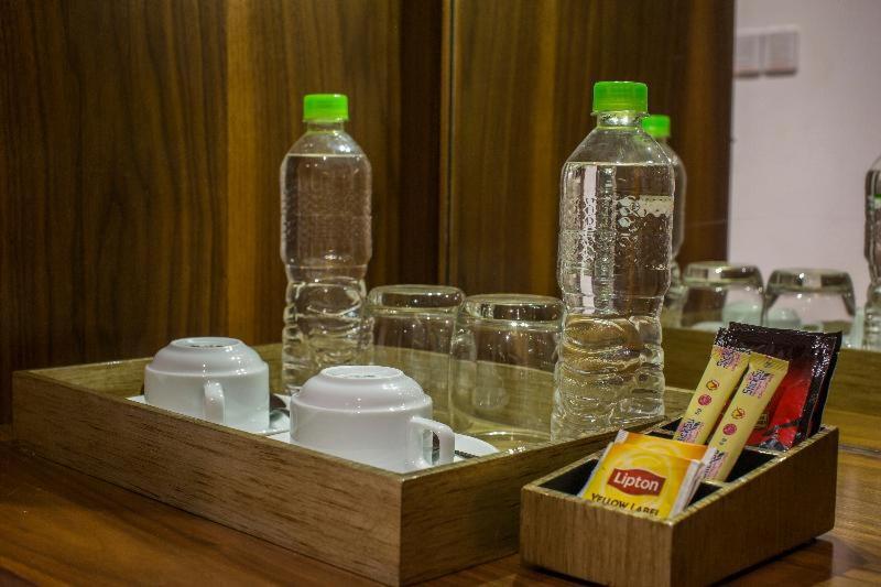 Maximilan Danang Beach Hotel Номер фото