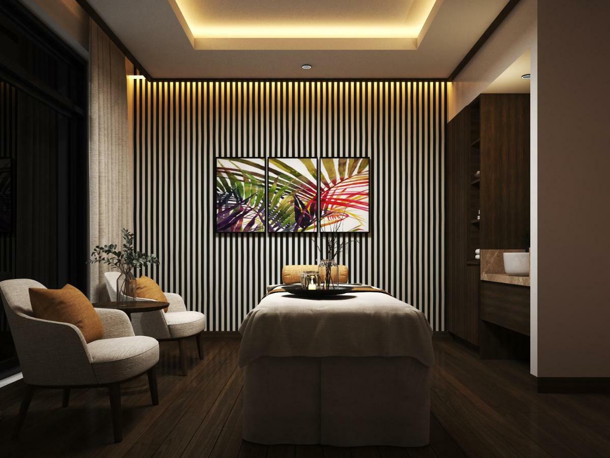 Maximilan Danang Beach Hotel Экстерьер фото